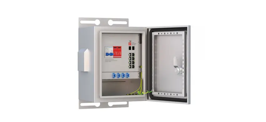 صندوق IP55 خارجي مع 2x Base-X ، 8x1 0/، مفتاح Base-T PoE