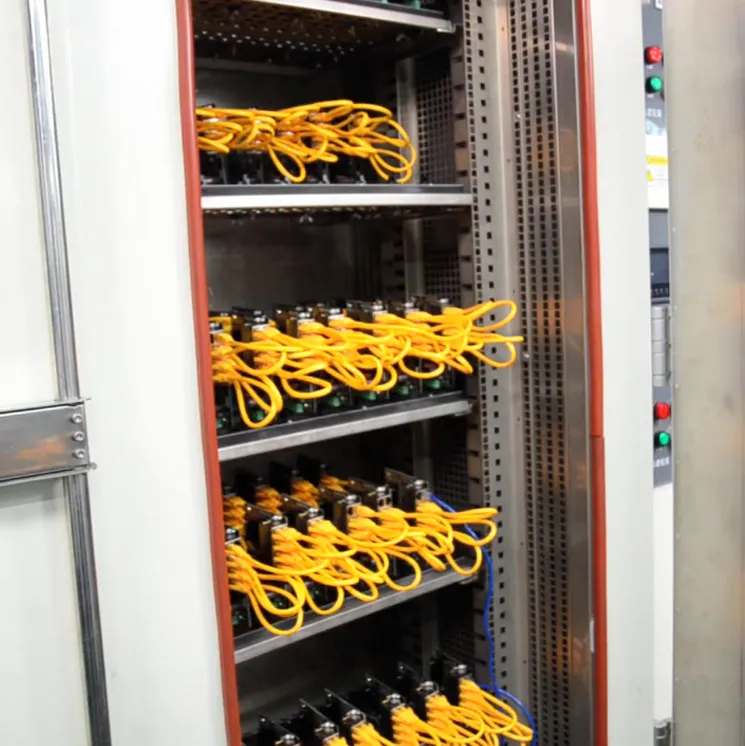 ضمان الجودة: التحكم الصناعي بمفتاح إيثرنت اختبار الشيخوخة